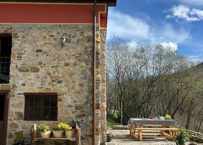 El Jabar, Paraíso A 3' De Cangas De Onís *